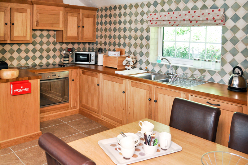 Churn Holiday Cottage Kitchen