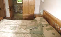 Churn Holiday Cottage Ensuite Double Bedroom