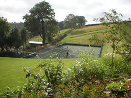 Neuadd Farm Cottages Tennis Court