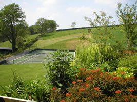 Neuadd Farm Cottages Tennis Court