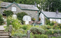 Picnic Table in Gardens