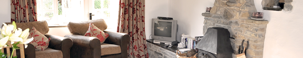 Stable Holiday Cottage Cwm Tydu near New Quay west Wales